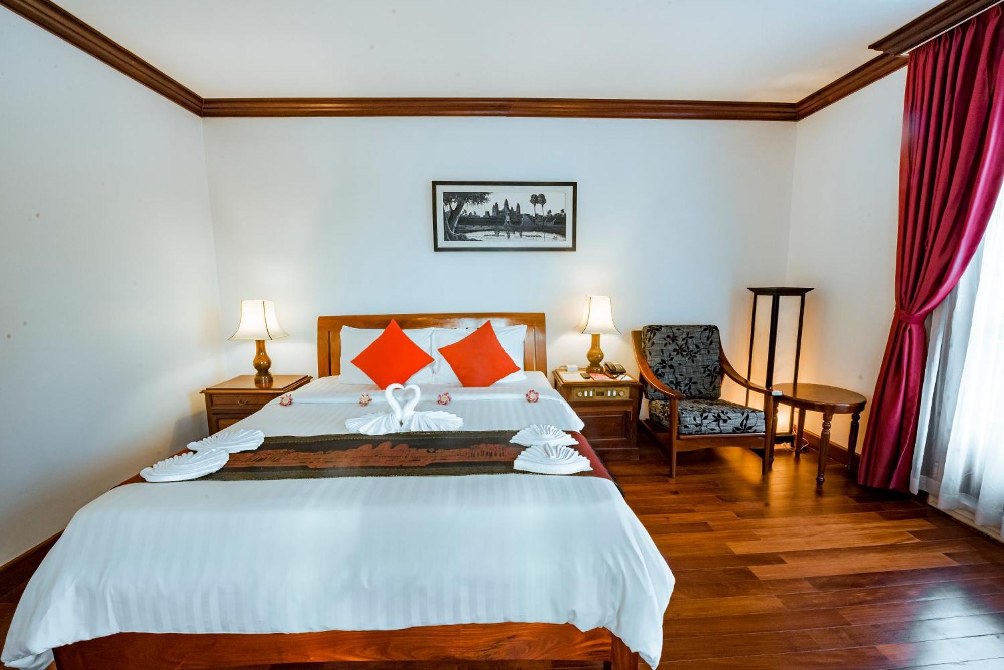 The Suite By Royal Crown Hotel Sziemreap Kültér fotó