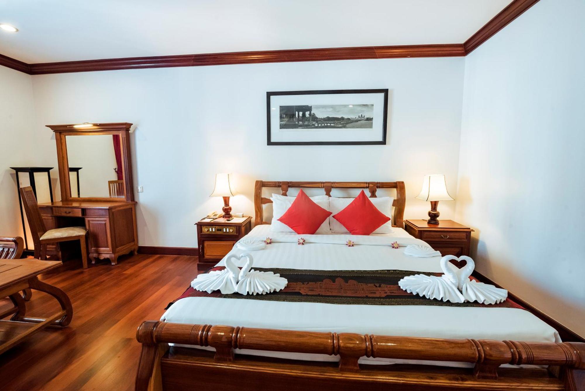 The Suite By Royal Crown Hotel Sziemreap Kültér fotó
