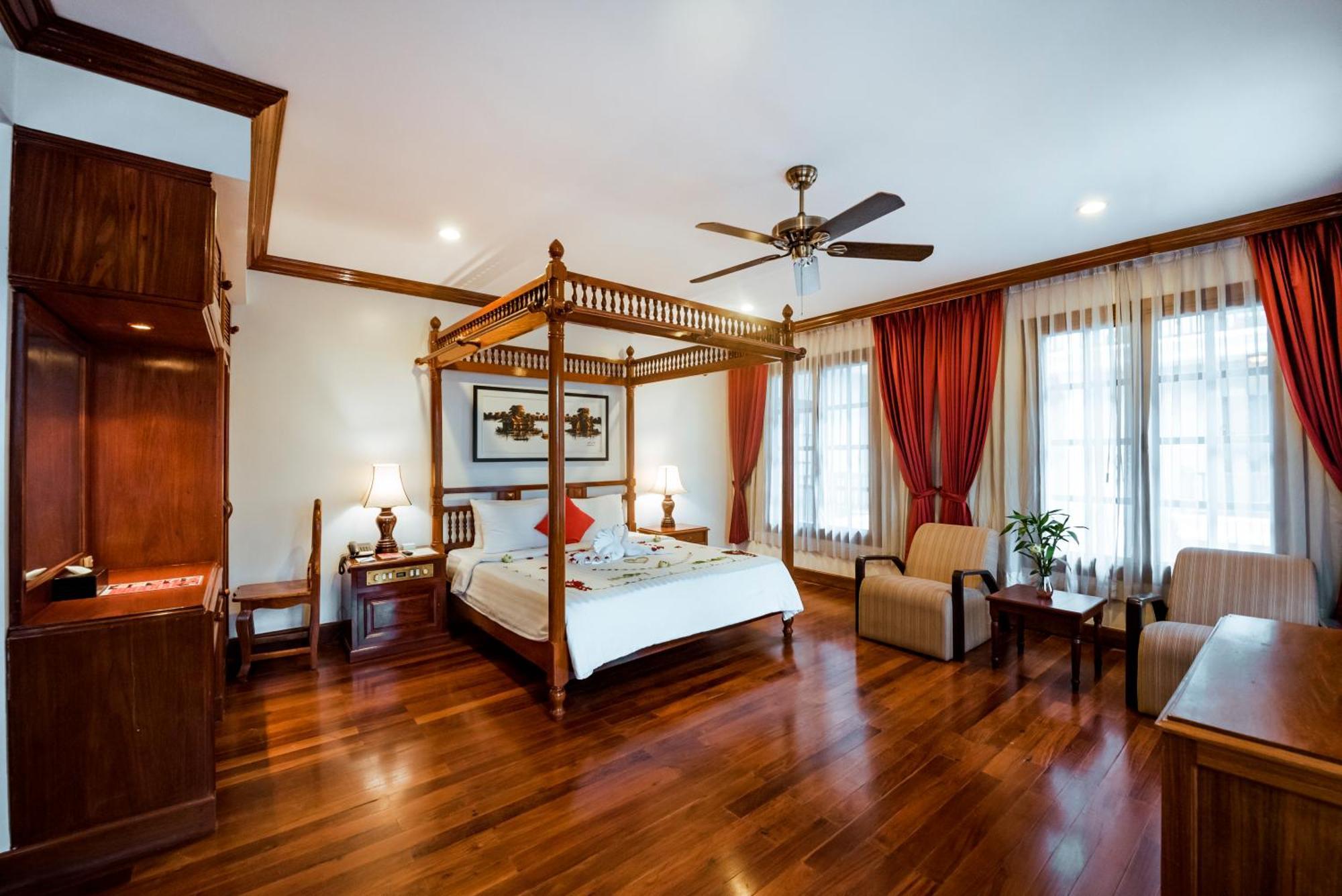 The Suite By Royal Crown Hotel Sziemreap Kültér fotó