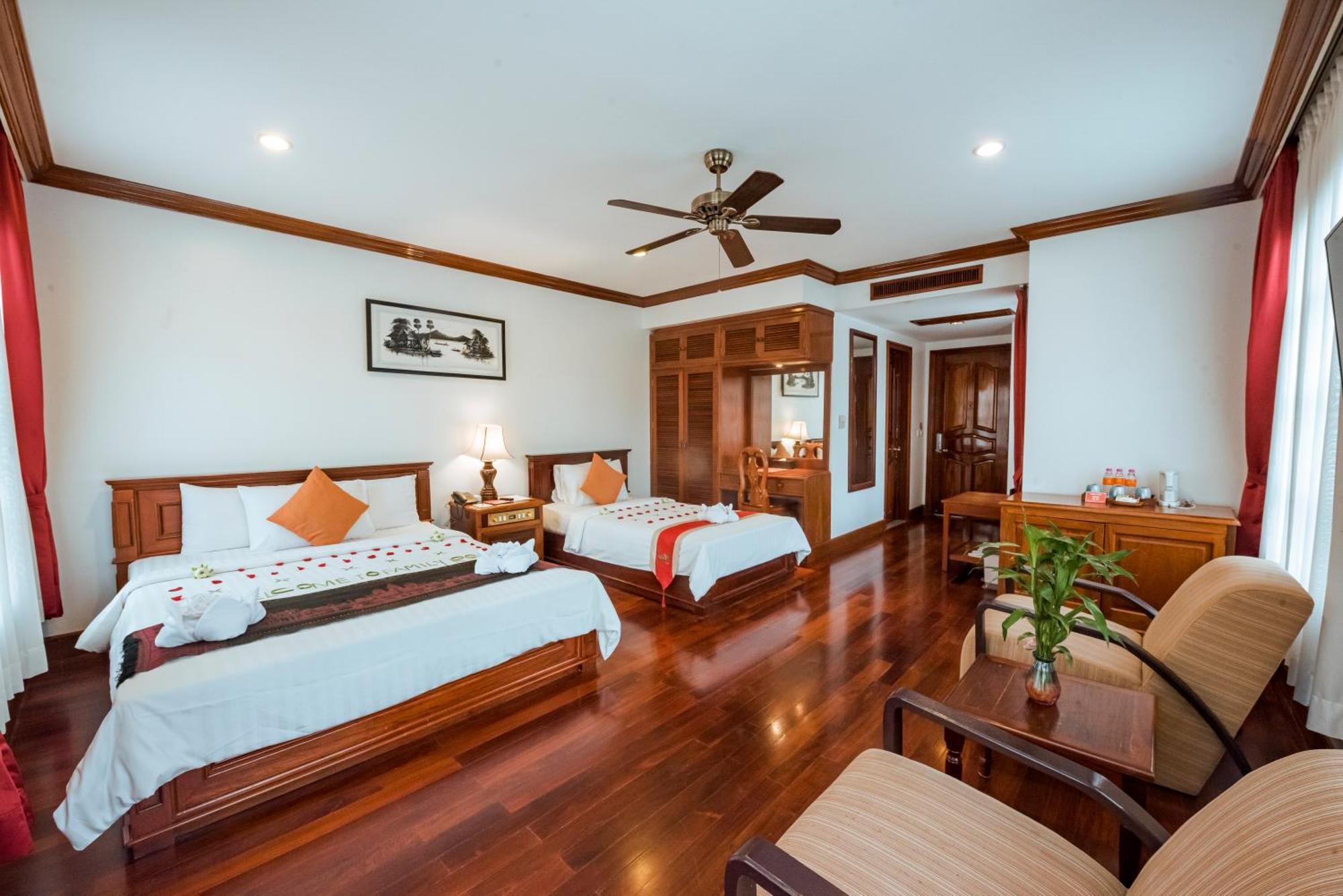 The Suite By Royal Crown Hotel Sziemreap Kültér fotó